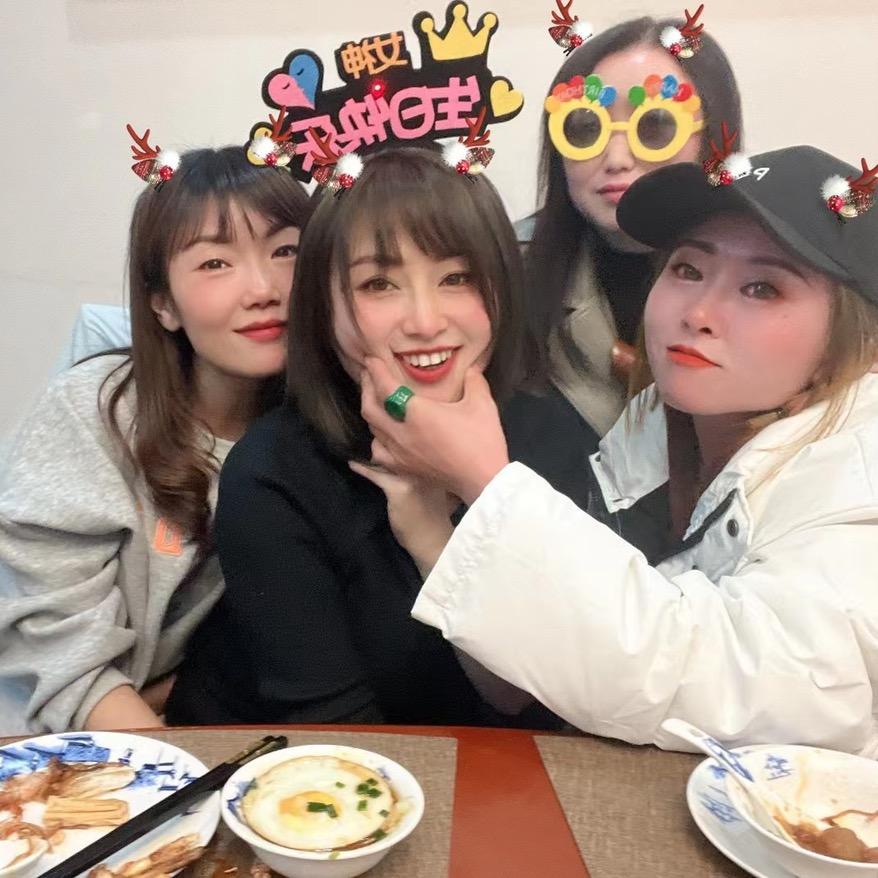 是芳芳呀💋