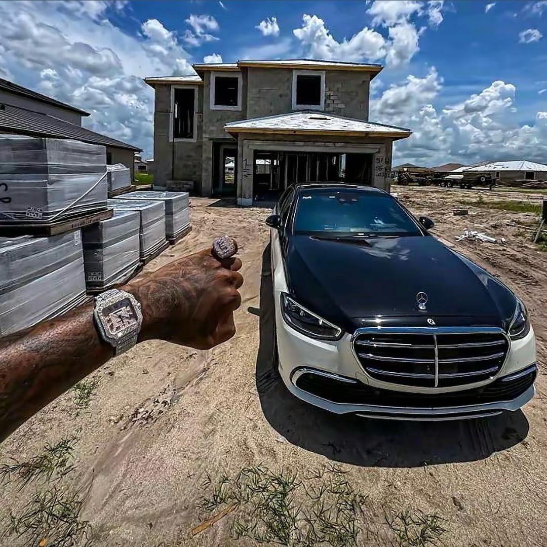 𝓙𝓪𝓶𝓮💸