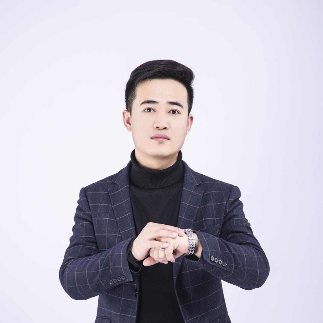 龙哥工作室