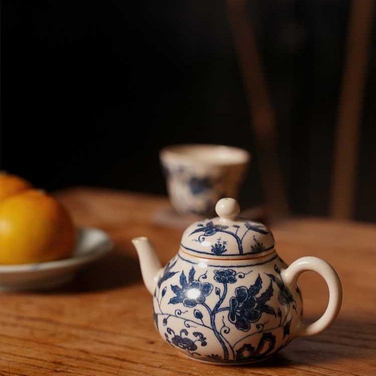 小黑茶与器