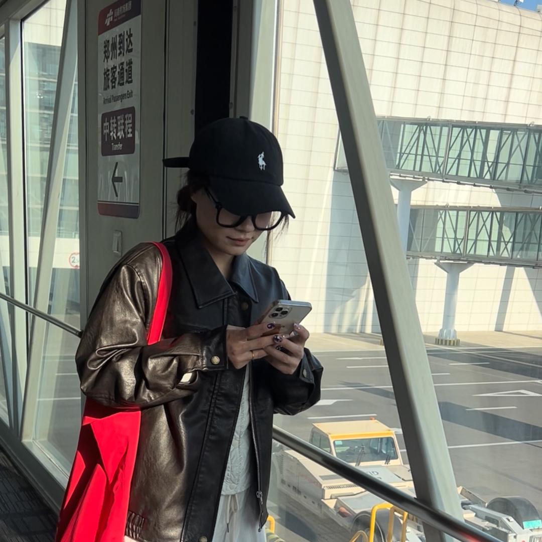 飞妹妹（四妹）