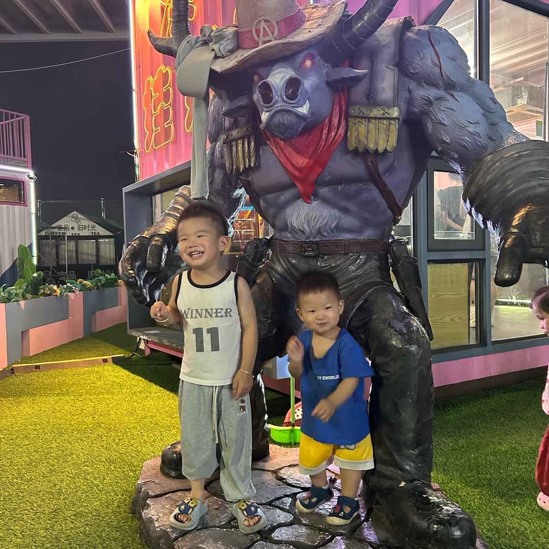人类幼崽双开玩家