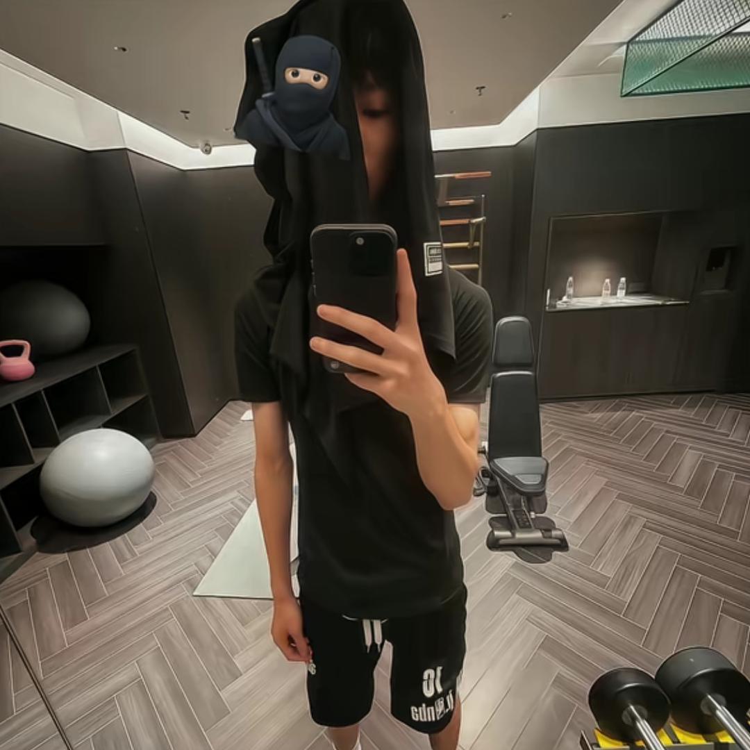 XÙ