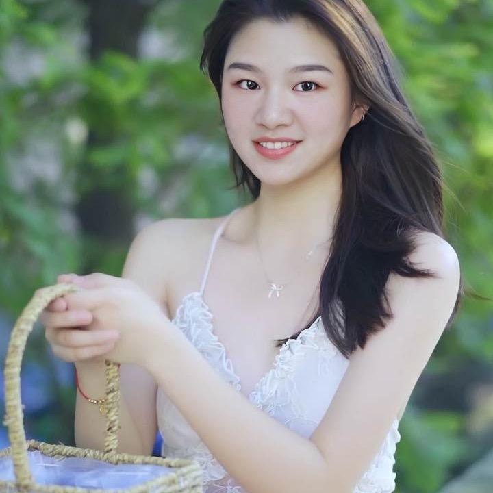 芳菲菲