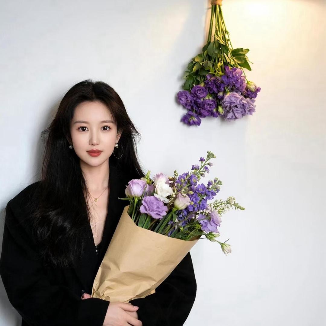 𝙎𝙞𝙡𝙮.小晴天❤️