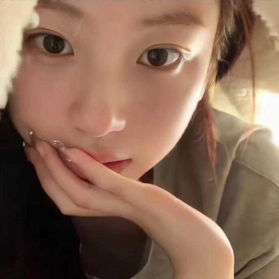 .小彤