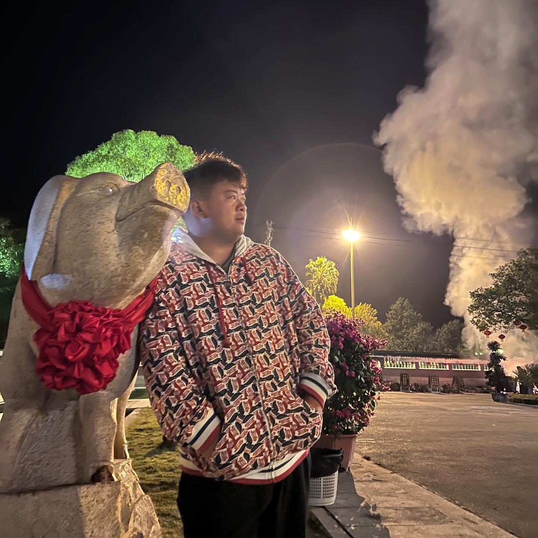 灵活的胖子。