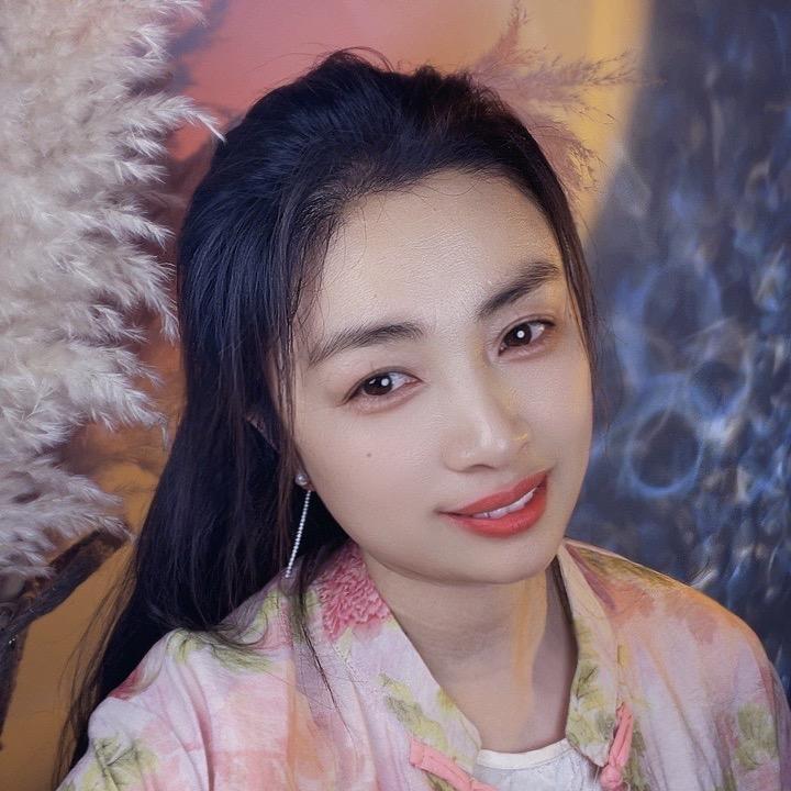 是亚婷