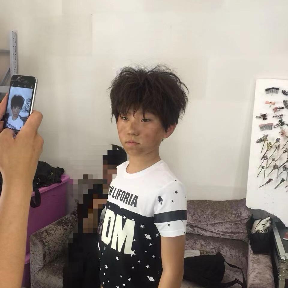 酱样紫.