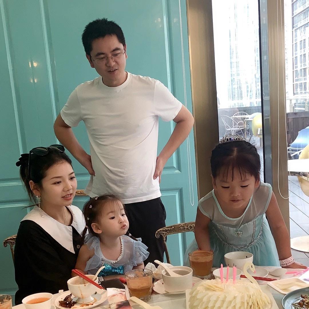 西瓜姐姐可乐妹妹