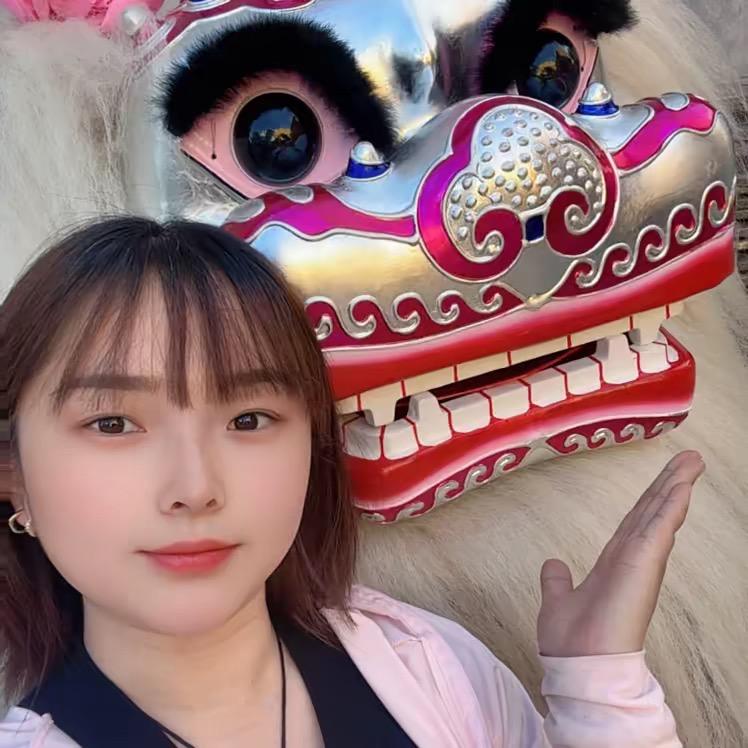 小白狮(莹莹)全国接单