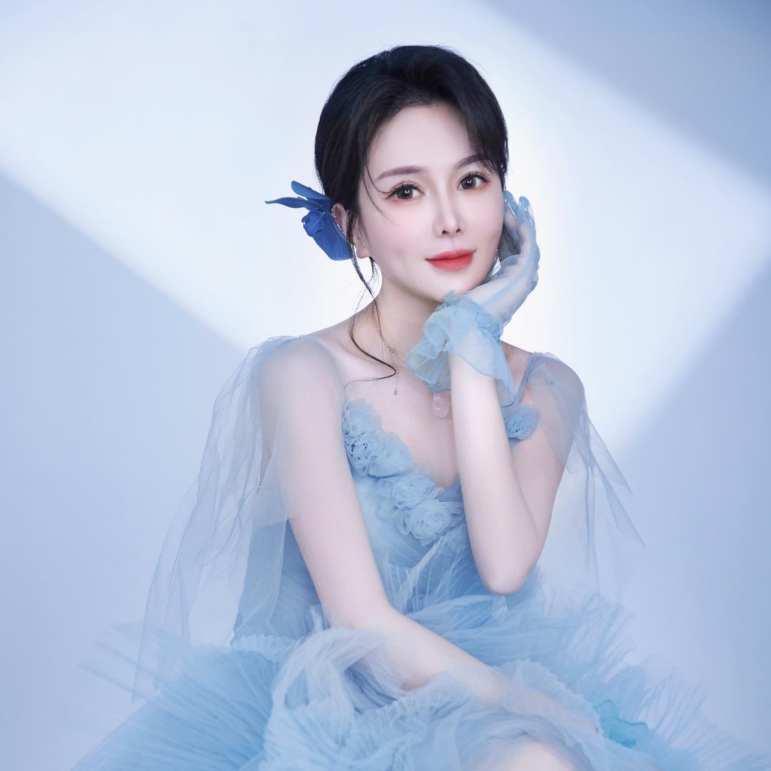 艺齐美学-孙艺齐