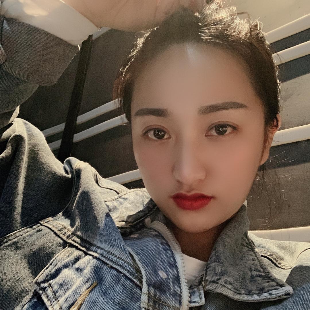 我是阮亿万呀！