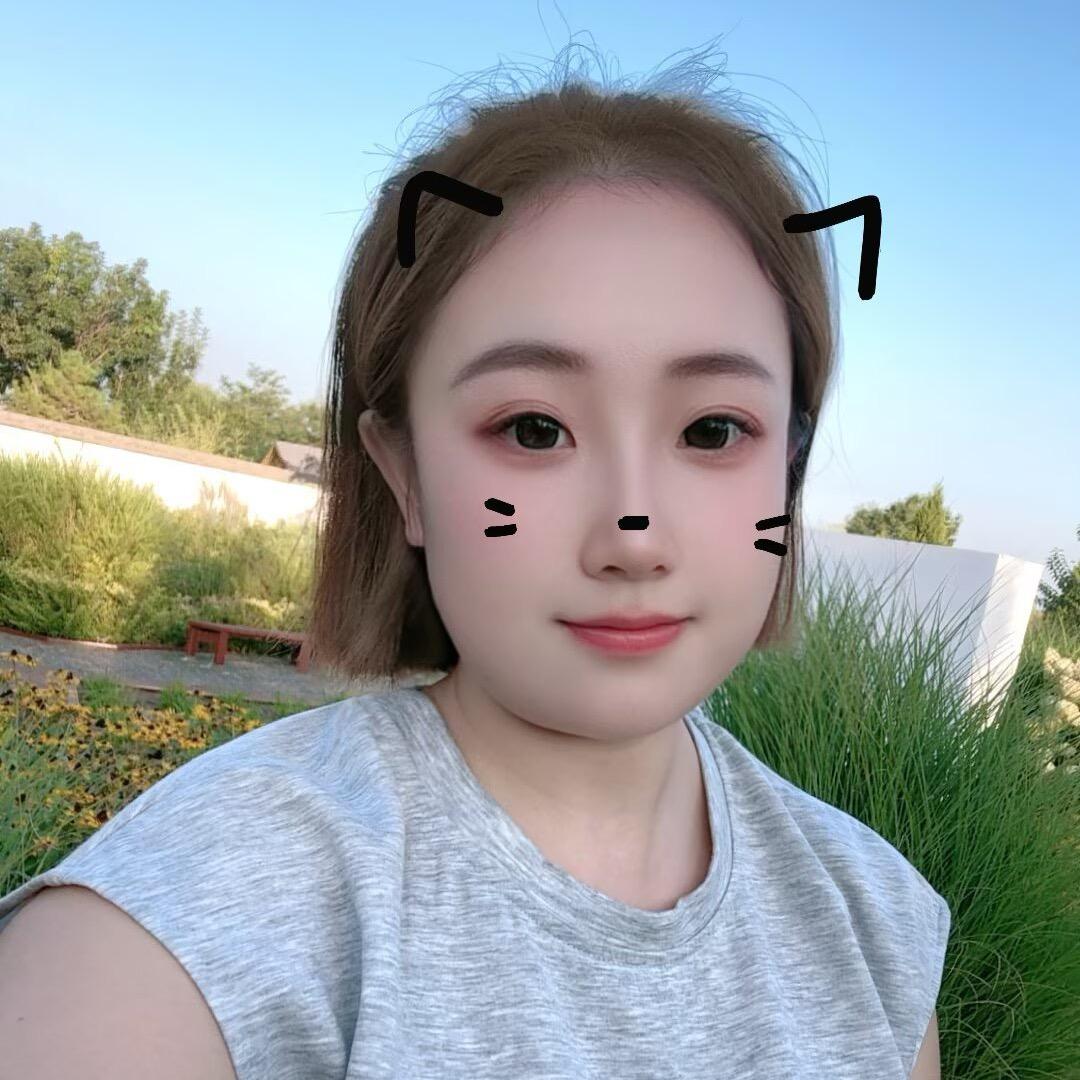 月月吖