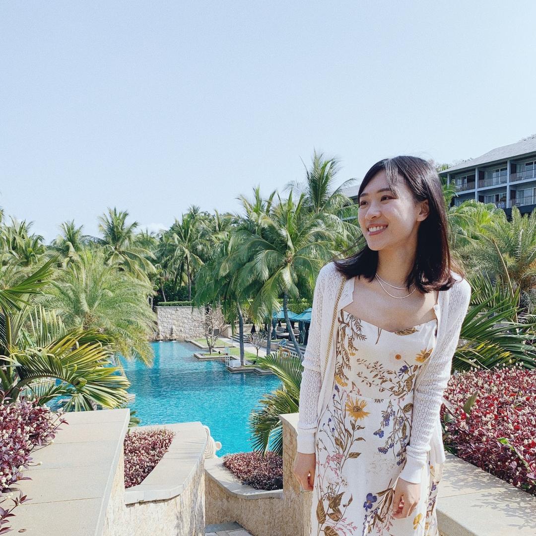 闪闪发光的cathy