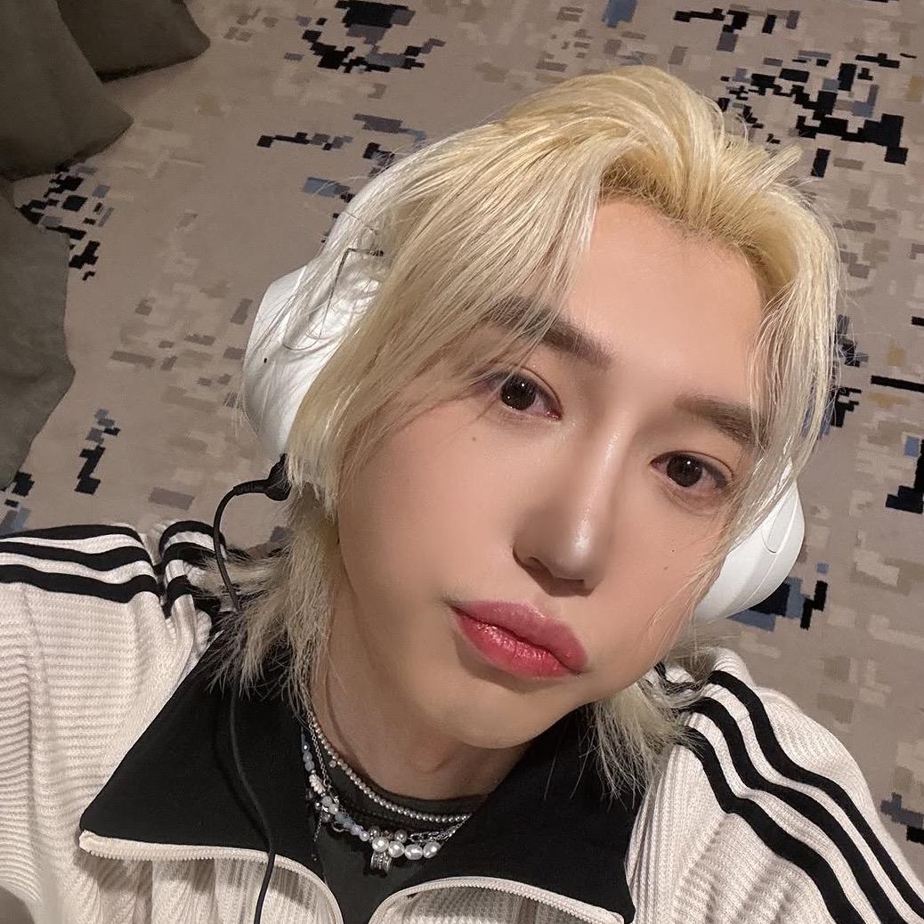 澈硕ing💎🌻 （等囧囧退伍版）