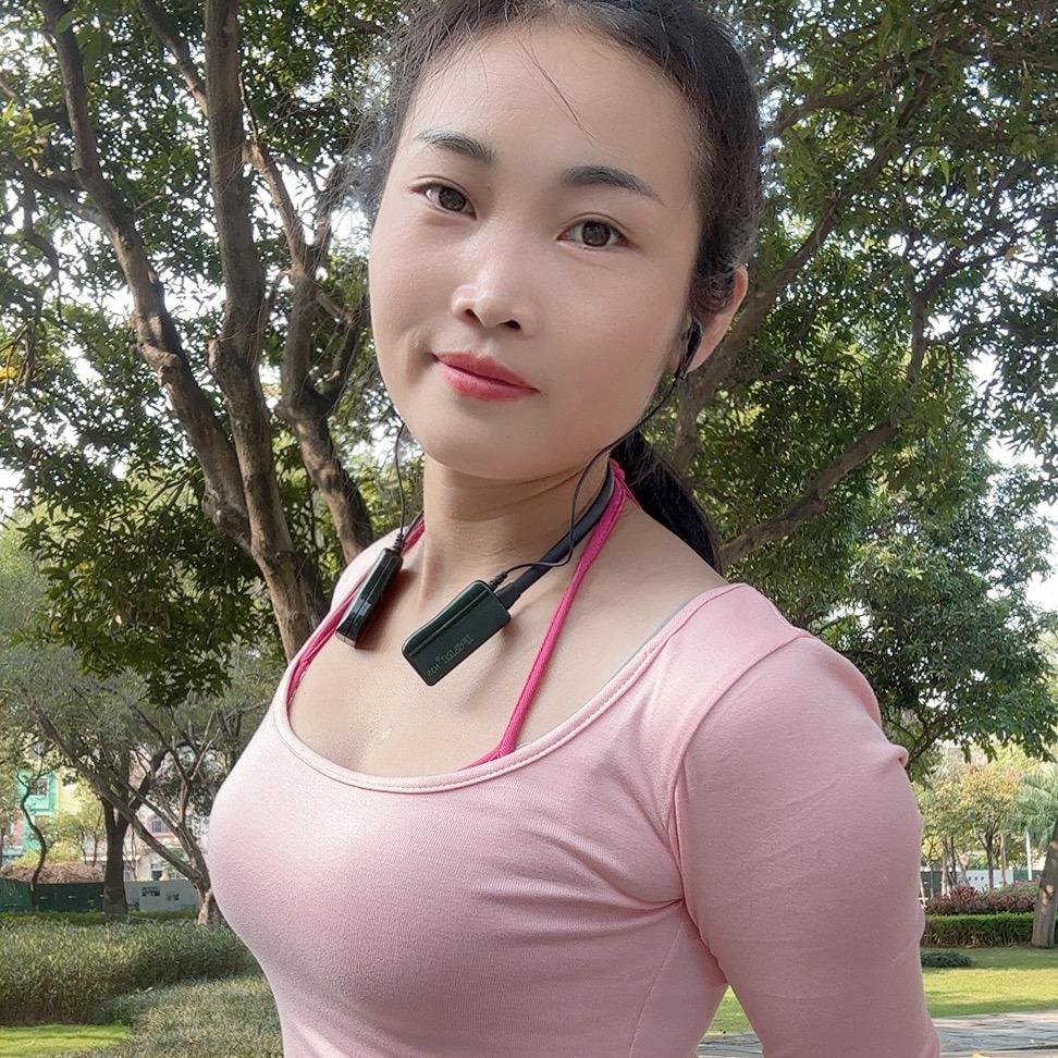 莫莫