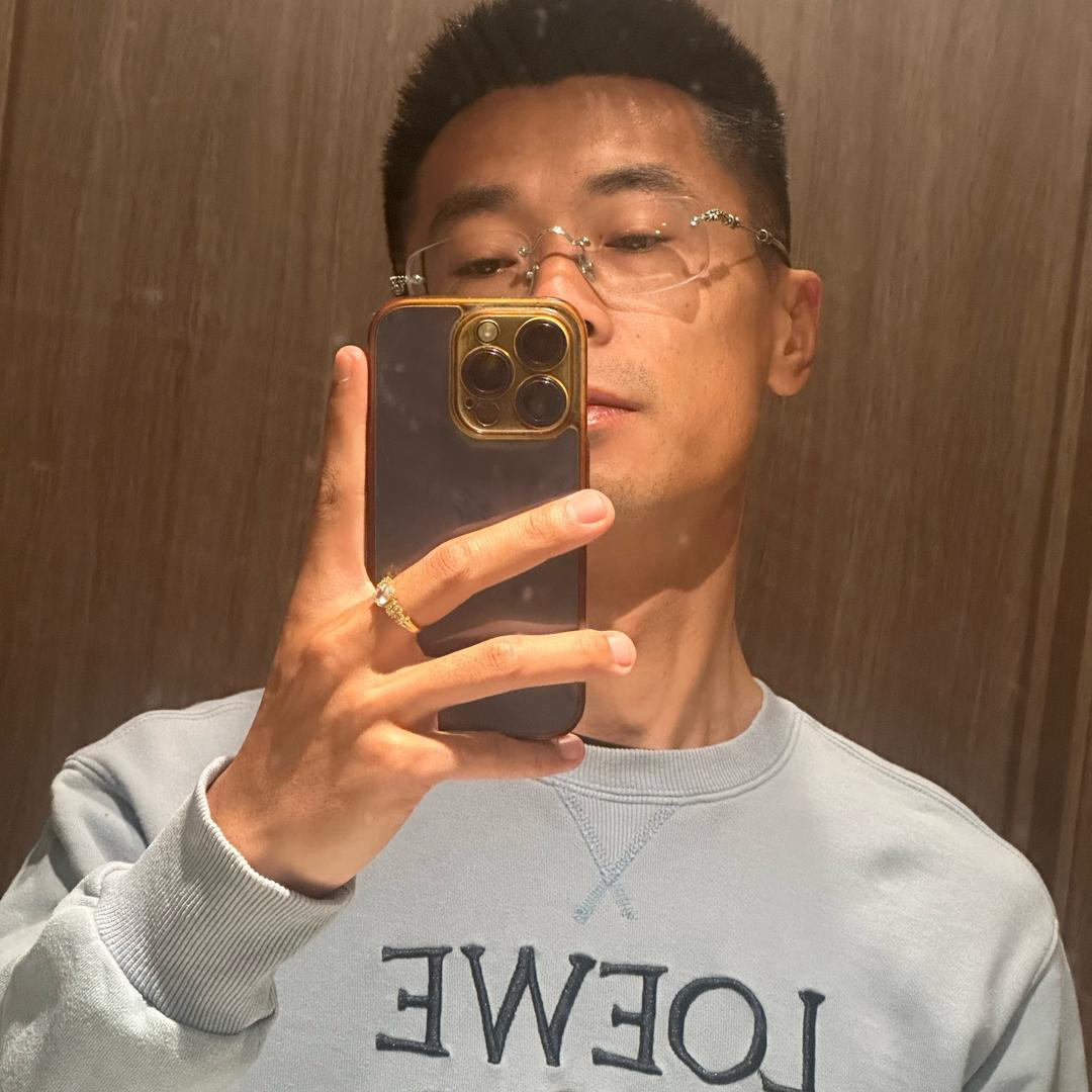 爱飞飞机的跪跪