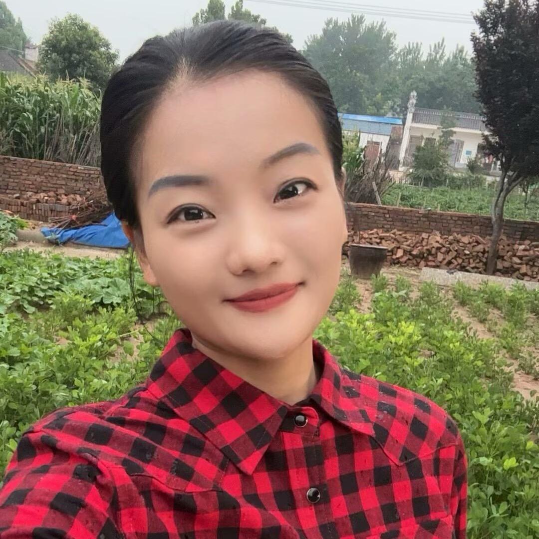 打火机女孩