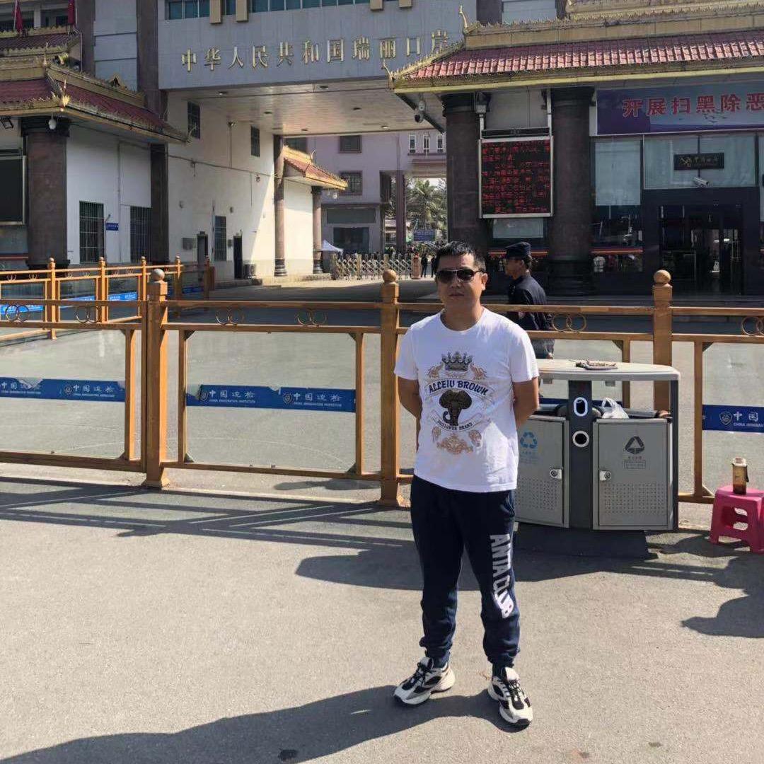 伊川县国国二手车