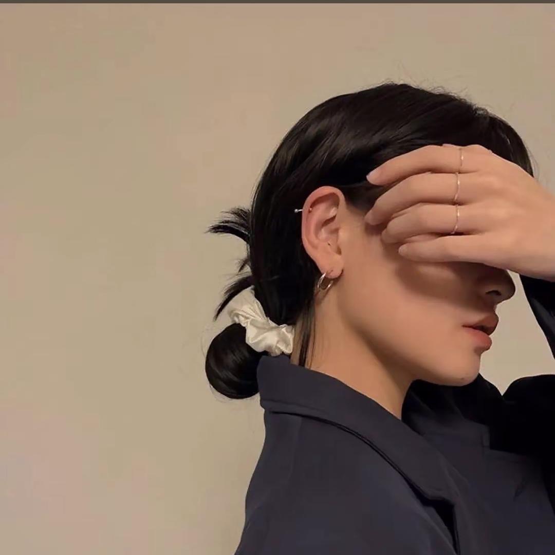 柒月.