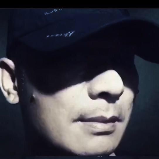冷瞳