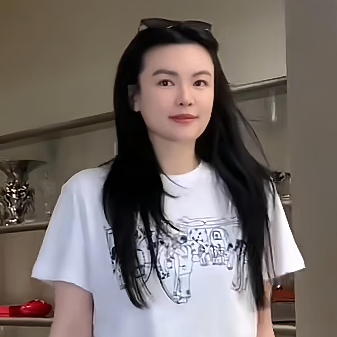 juchen聚辰穿搭合集🎀