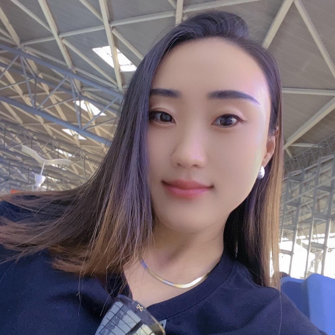 自由的中年少女