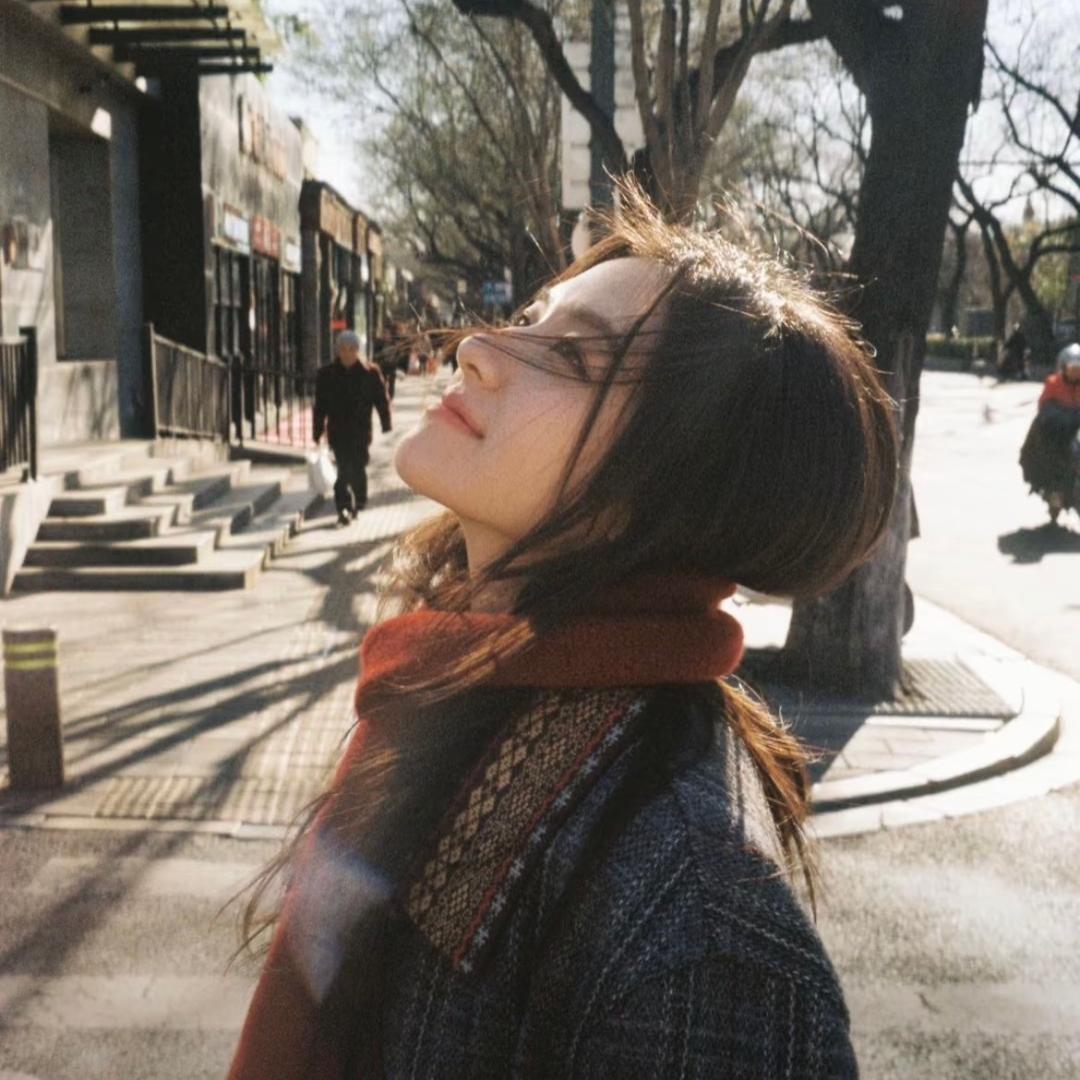 @张大婷头像