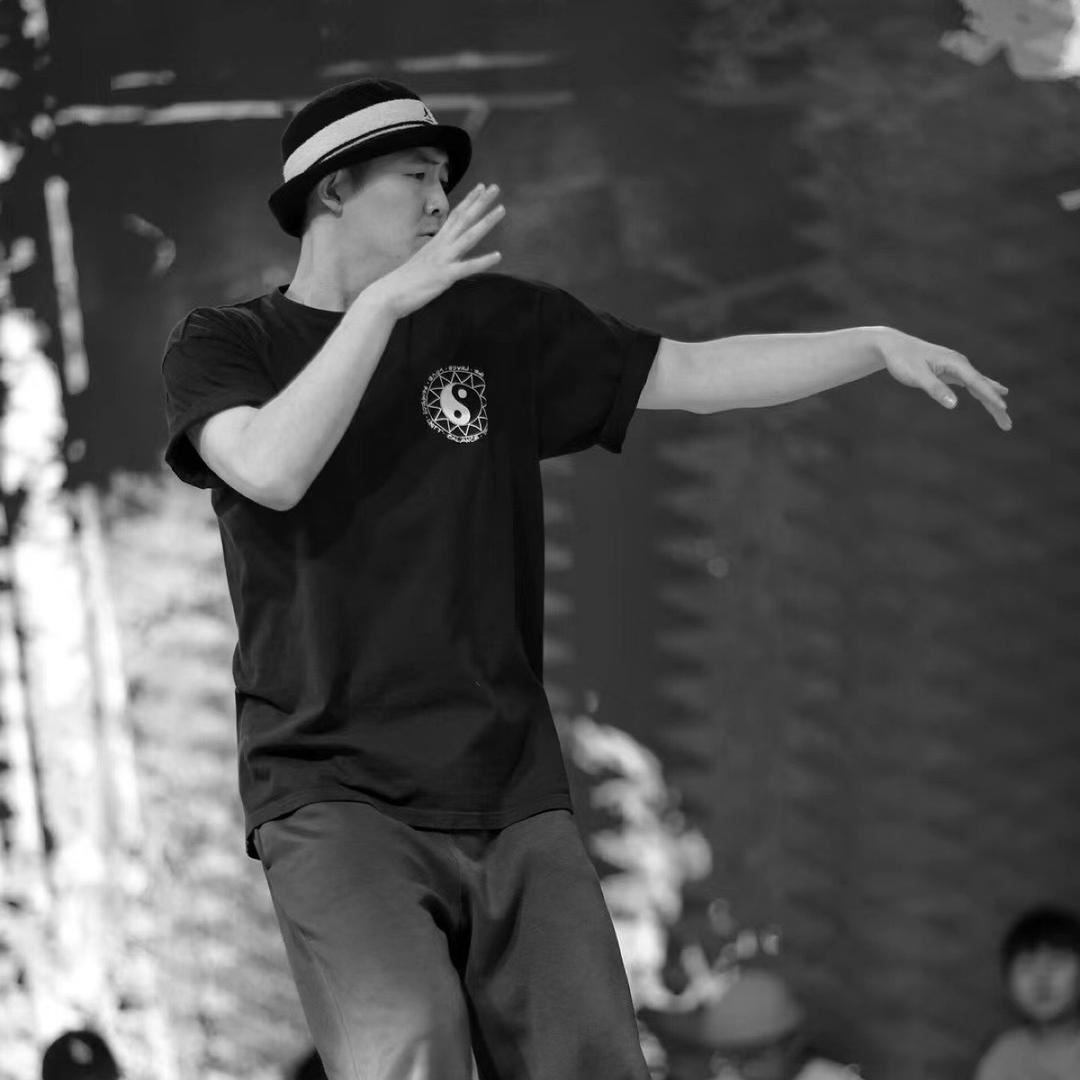 邢艳强的抖来抖去