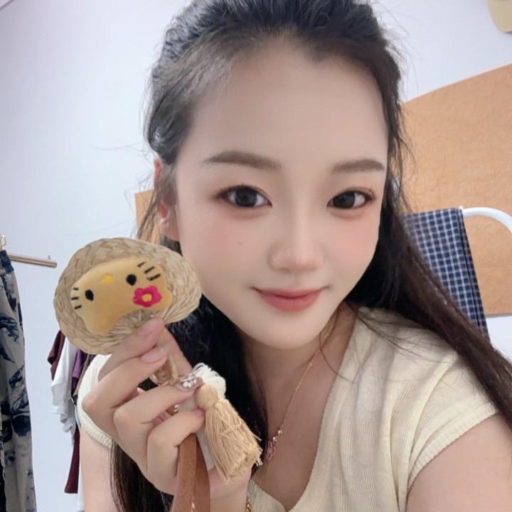 静静呦👚～
