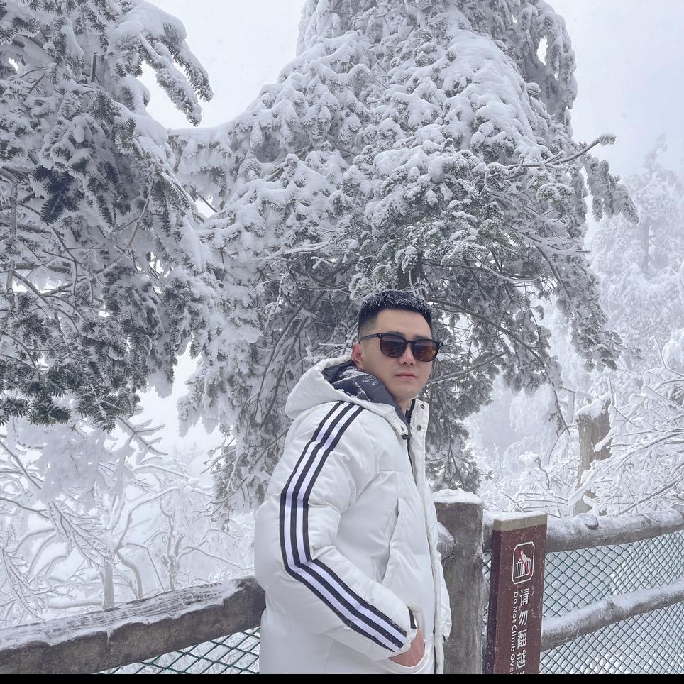 🌈牛顿不吃的苹果