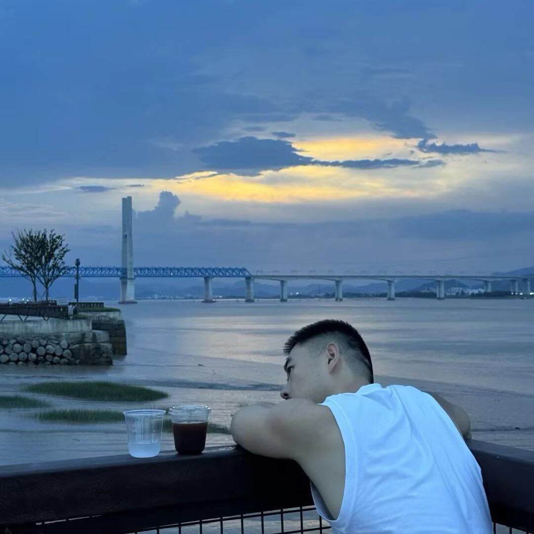 Mr Hao