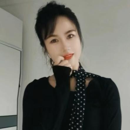 来米穿搭