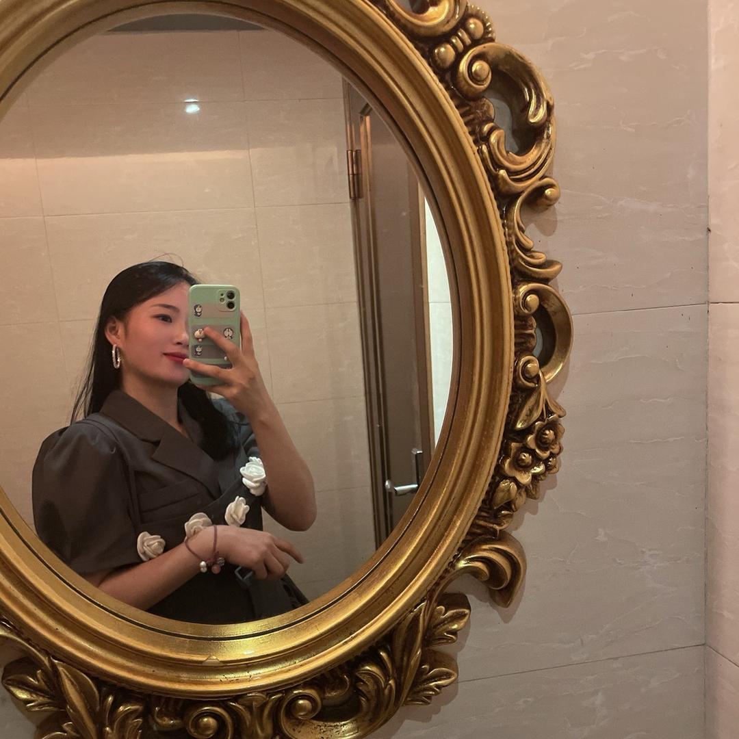 -小小摆烂家°