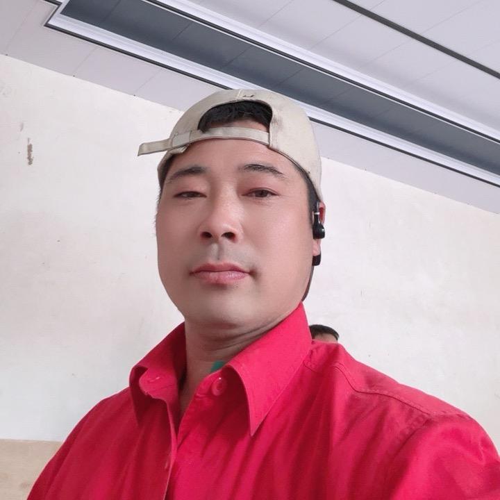 亮仔树脂瓦厂