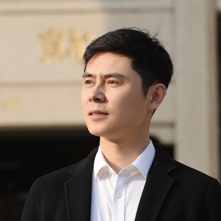主持人苏哲