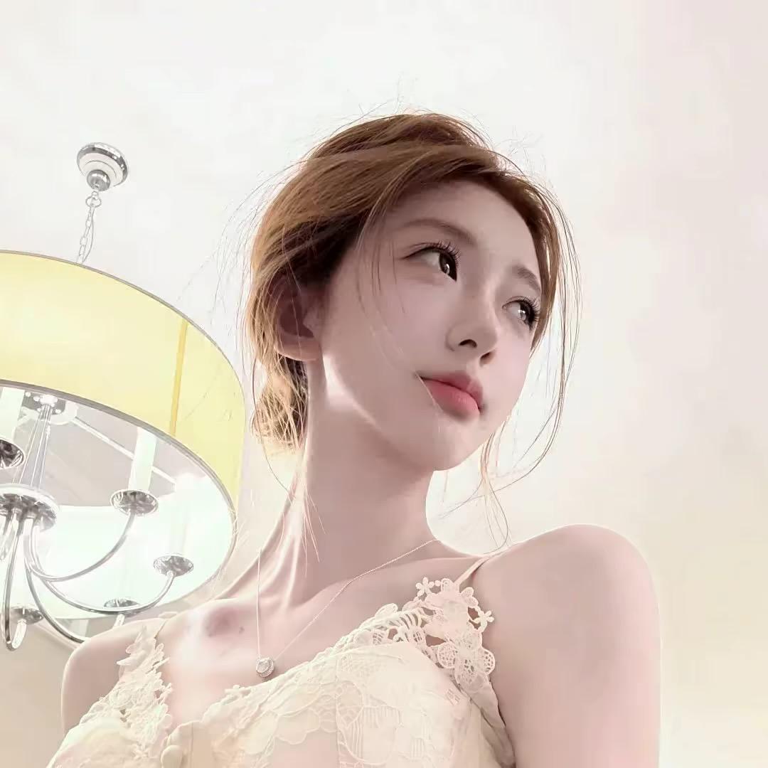 情不知所起.