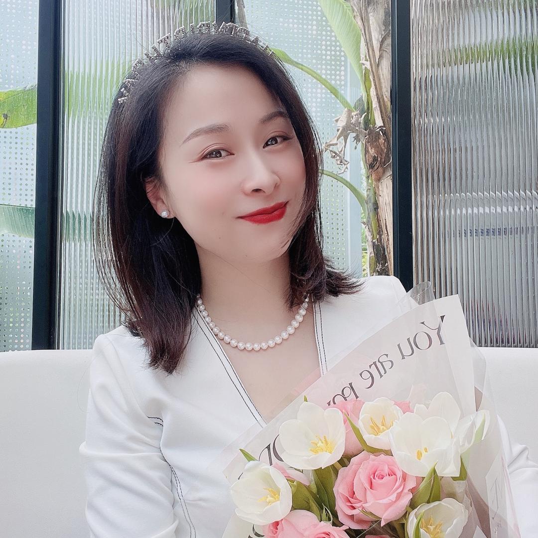 一个来自洪合深乡下的姑娘
