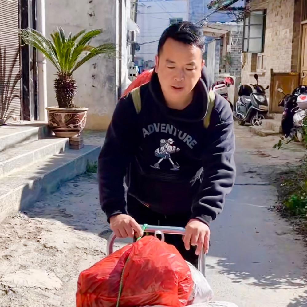 飞扬在农村
