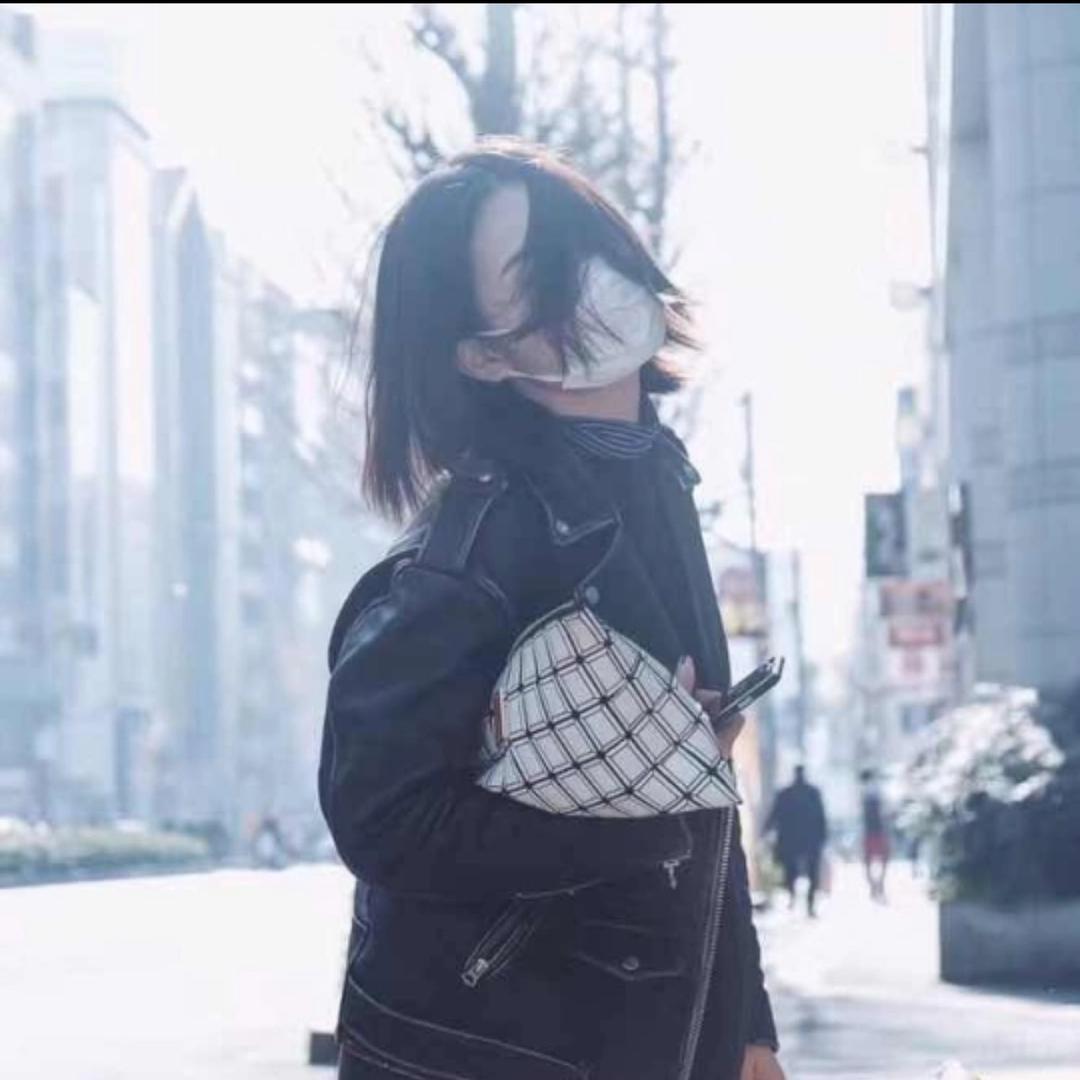 不 听