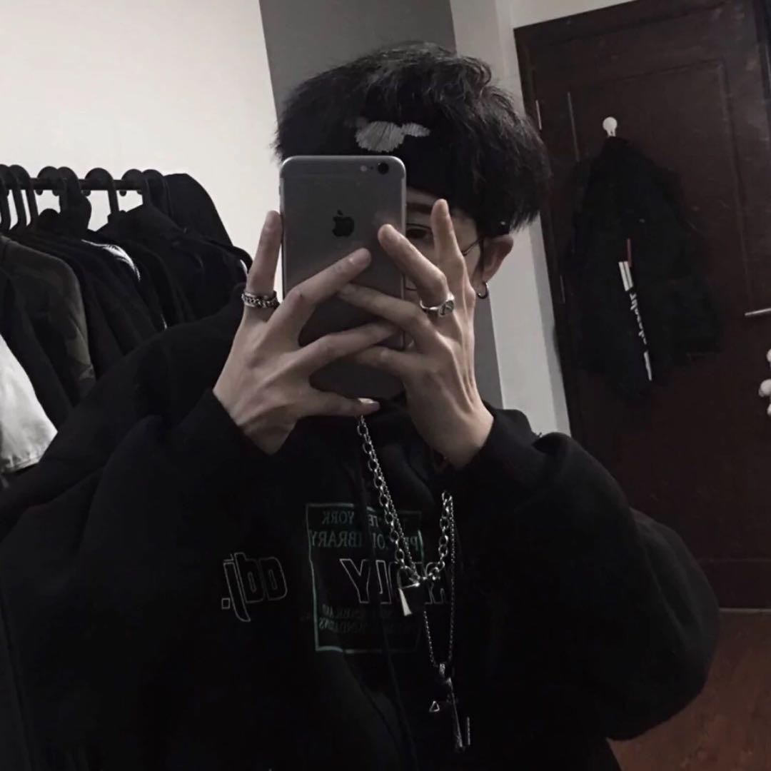 三