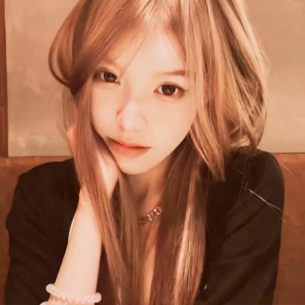 영宝(ᵒ̤̑ ₀̑ ᵒ̤̑)