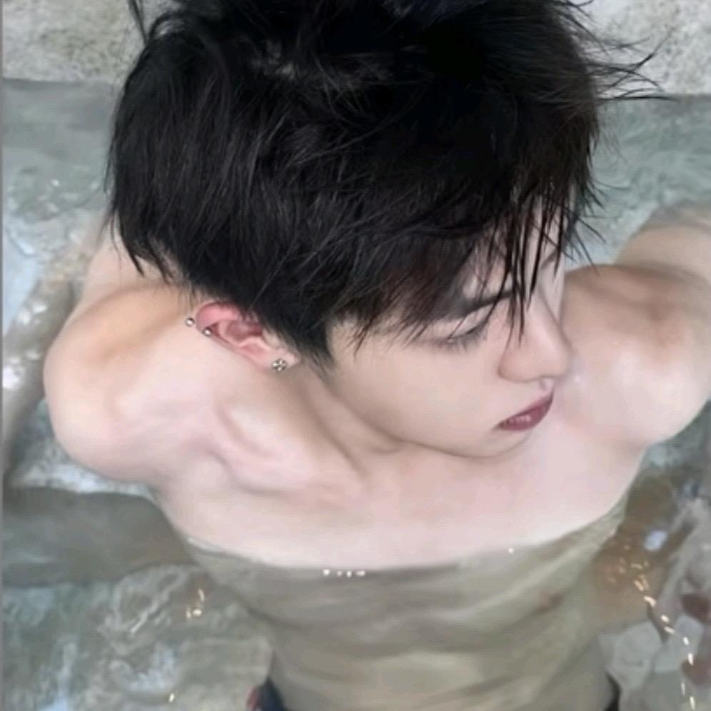 𝓪𝓯𝓯𝓮𝓬𝓽𝓲𝓸𝓷