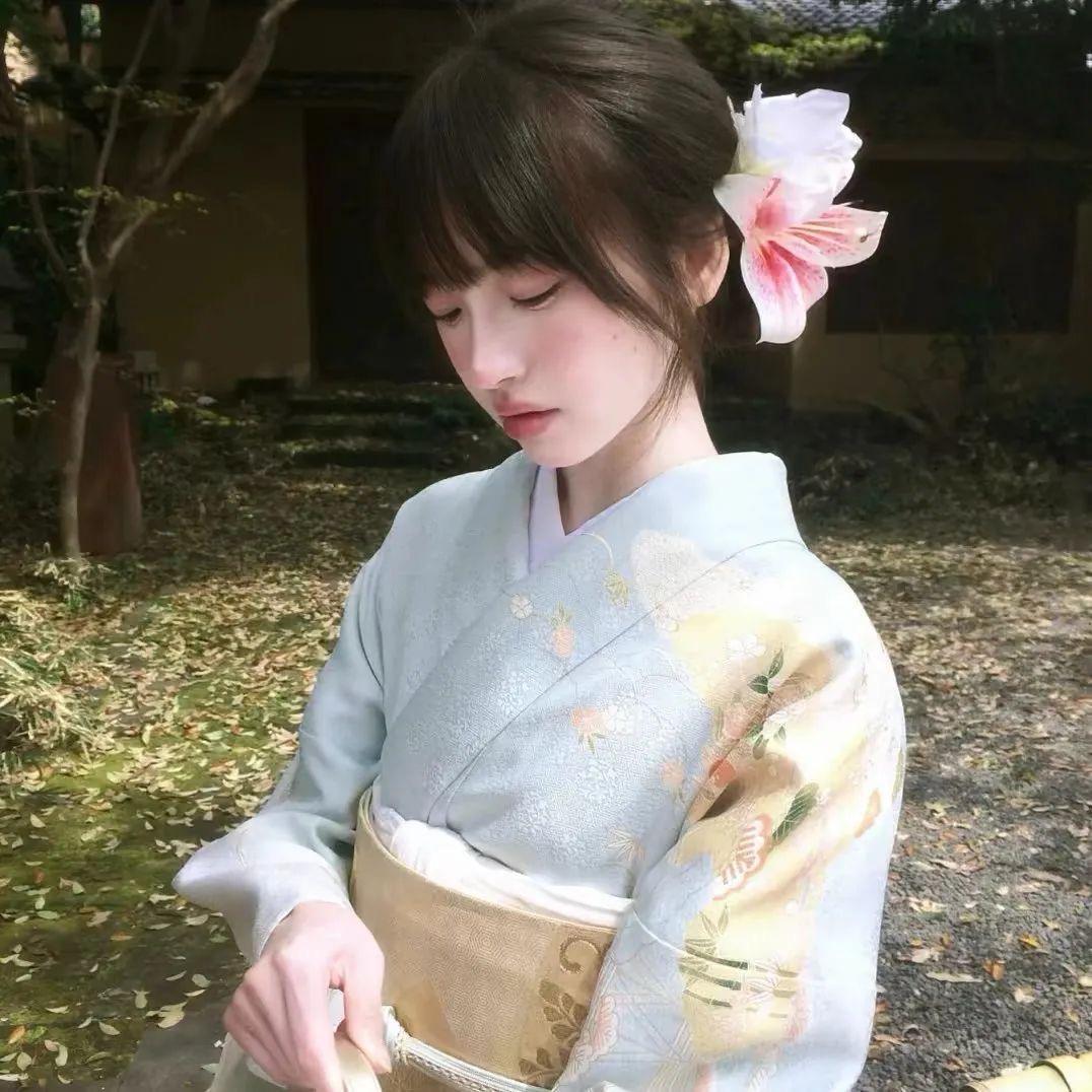 漫游熊猫妹♡˖ ⊹