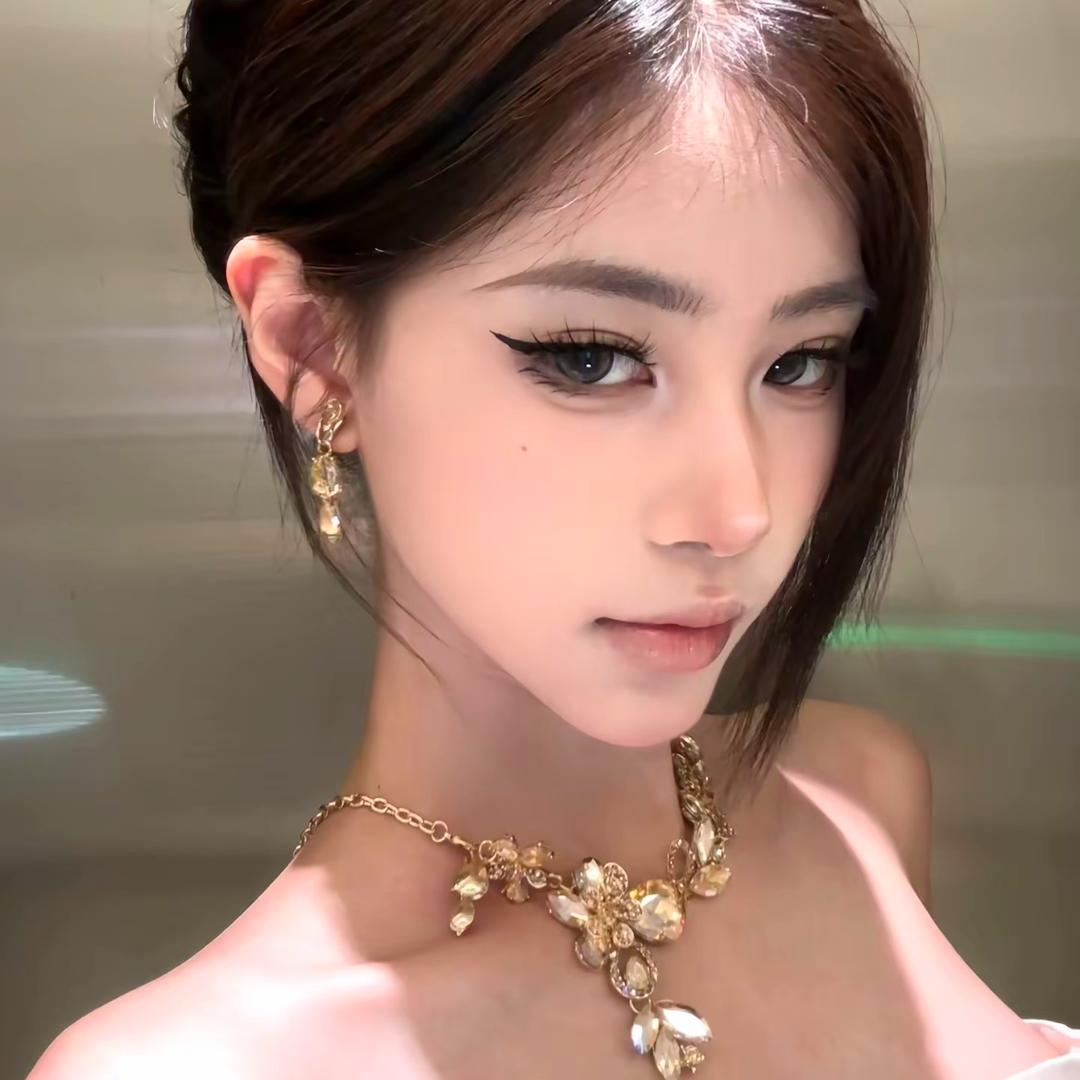 诗安.