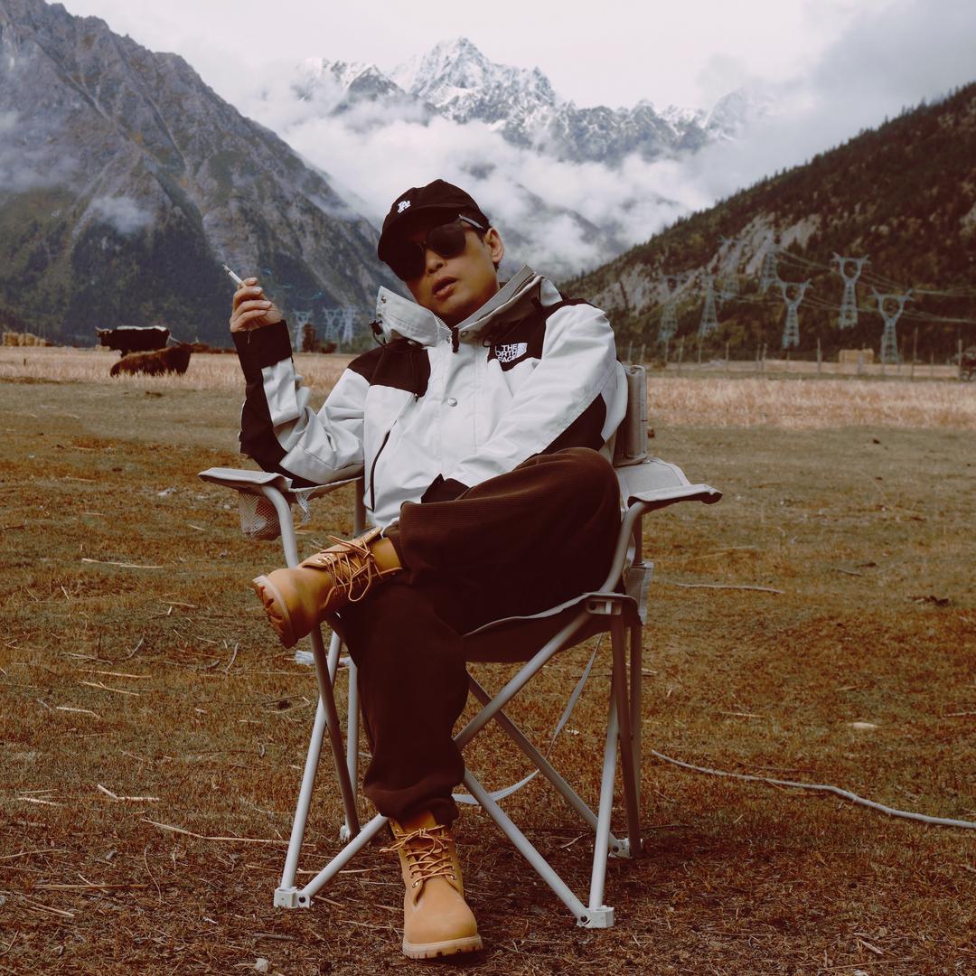 太晚不睡熊猫眼🐼