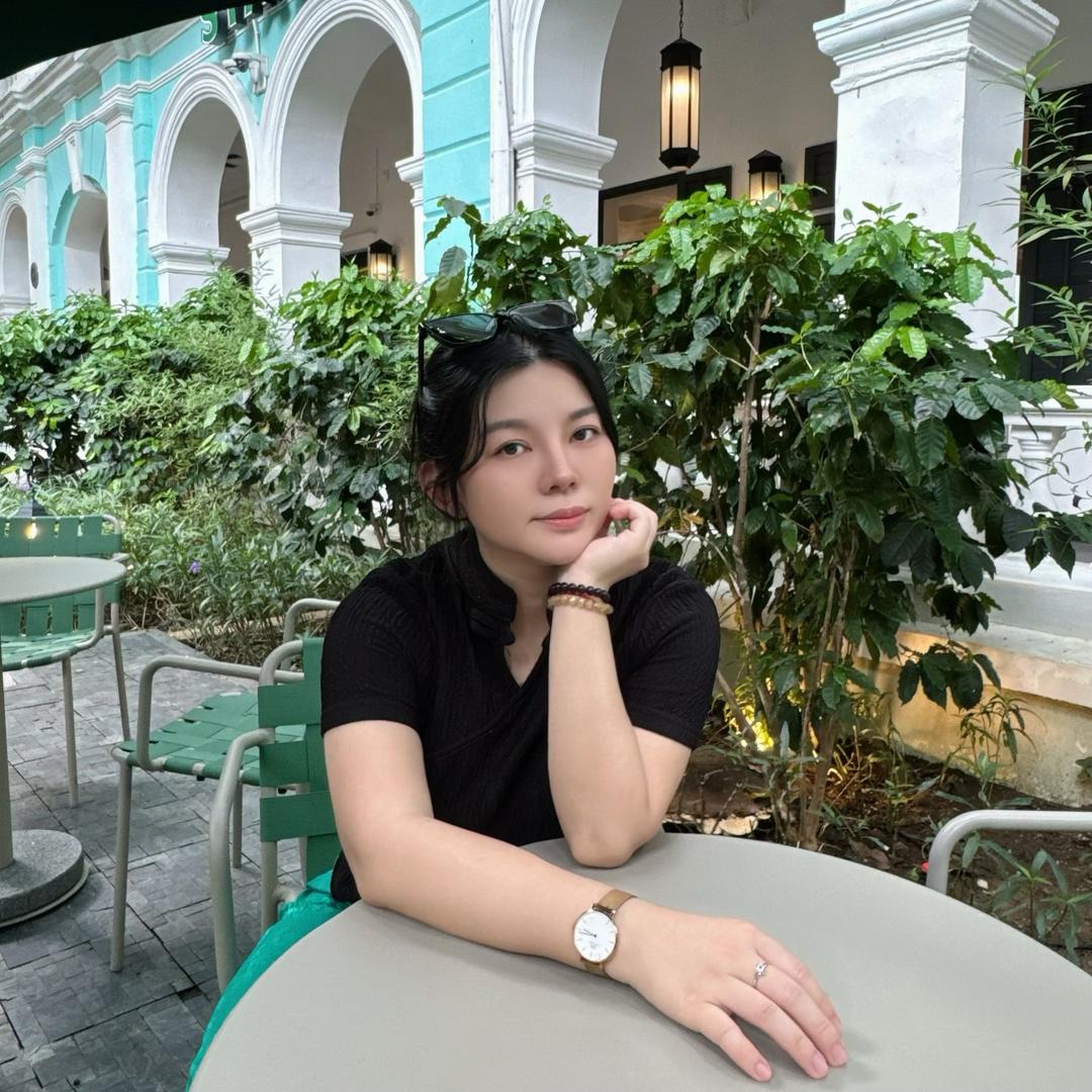 W嘉嘉爱笑🙈 🙉🙊