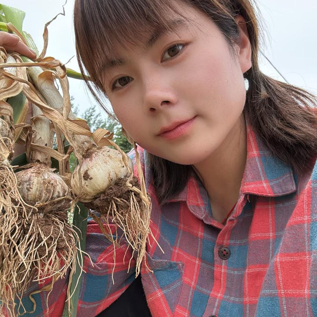 洛阳三娃🔥农村小妹头像