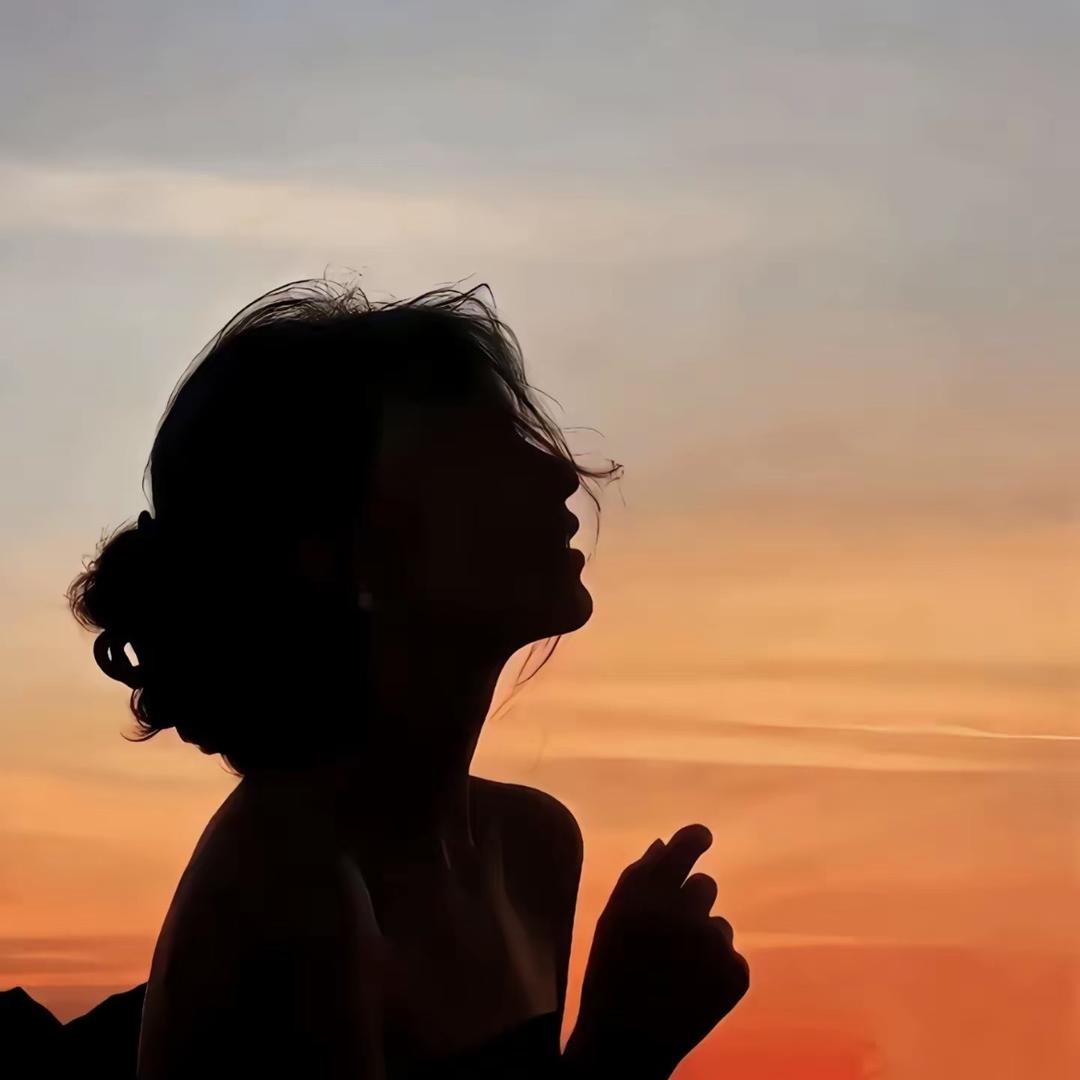 抱个屈电子商行